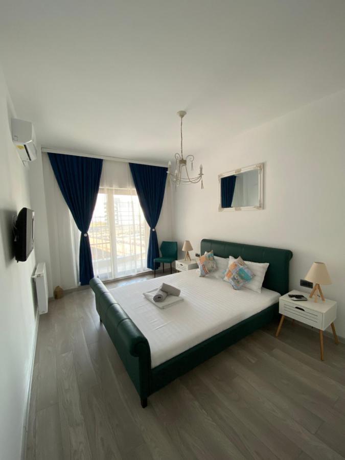 Seafront - Casa Del Mar Apartment *