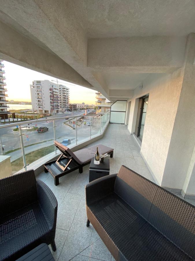 Seafront - Casa Del Mar Apartment