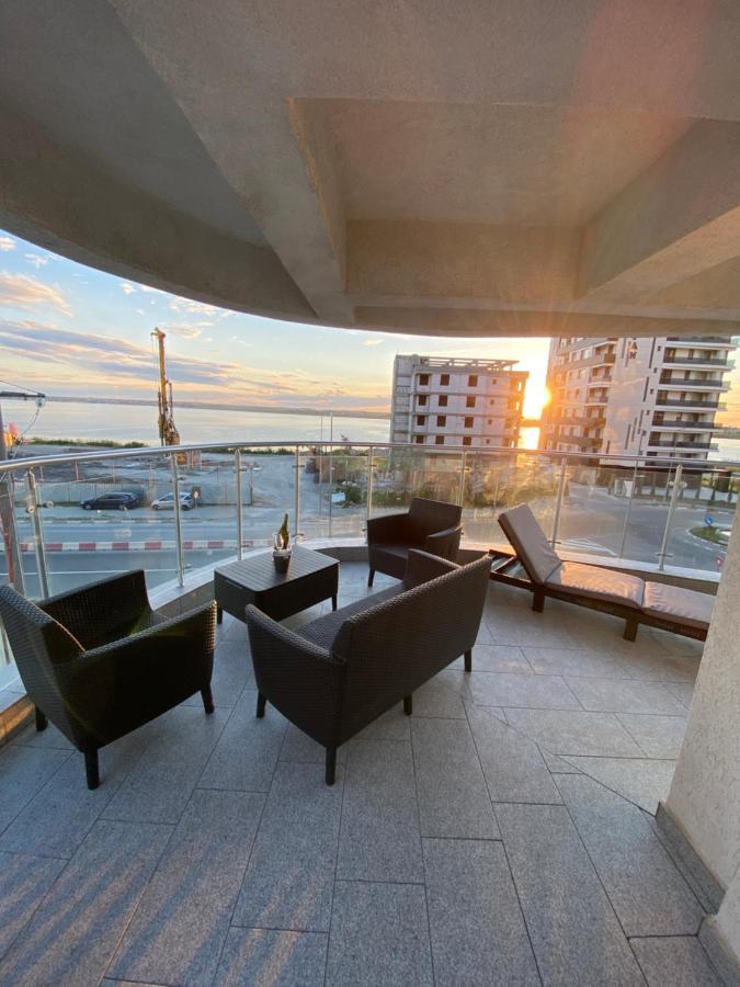 Apartment Seafront - Casa Del Mar *