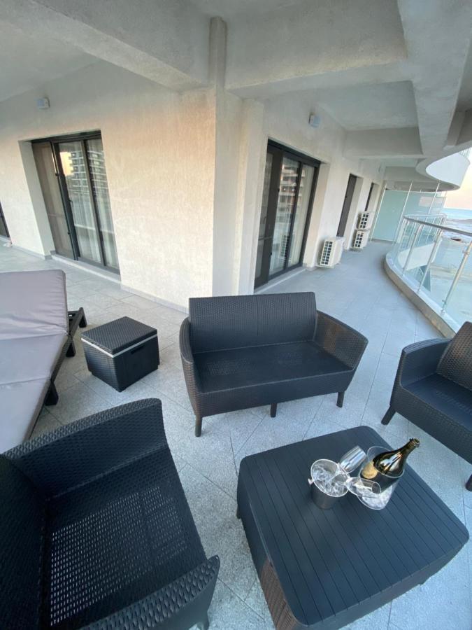 Seafront - Casa Del Mar *